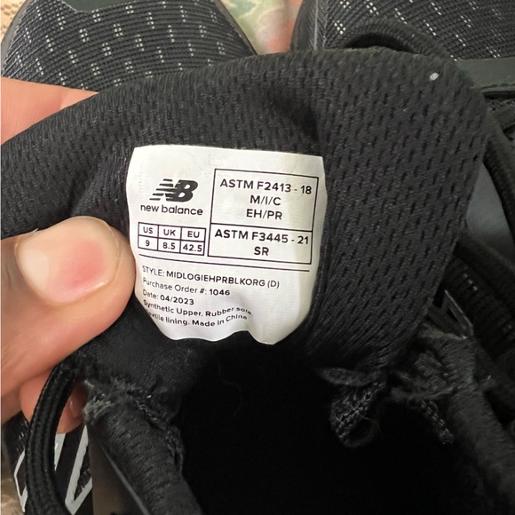 NIB New Balance Logic Composite Safety Toe, Black orange - Picture 11 of 11